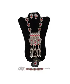 Комплект национальных украшений с ювелирным камнем красного цвета "Tomiris collection" 4 в1 20000 Tomiris collection, отдел украшений в этническом стиле