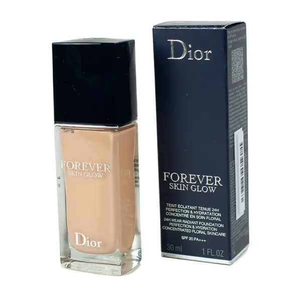 Жидкая тональная основа с сияющим эффектом Dior skin Forever Glow 1n нейтральный оттенок 25200 Pinky, магазин косметики