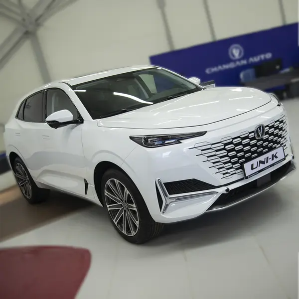 Автомобиль Changan Uni-K Comfort 2.0T 2WD 8AT 18390000 Changan Kokshetau, ​автосалон