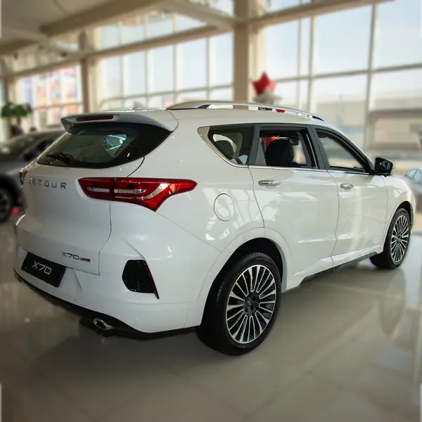Автомобиль Jetour X70 1.5T 7-ми местный Цвет: белый 9990000 Jetour, ​автосалон