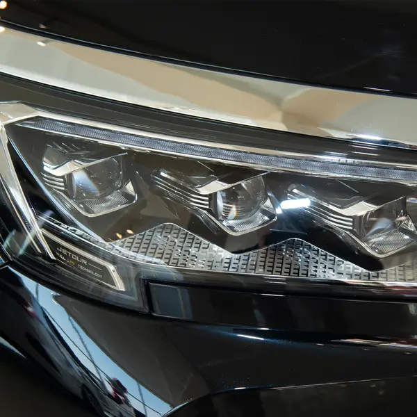 Автомобиль Jetour X90 2.0T 7DCT Plus Цвет:черный 13490000 Jetour, ​автосалон