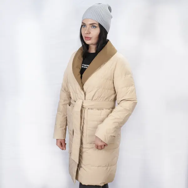 Пальто женское бежевого цвета с воротником коричневого цвета Evacana 45000 LeMaR store, бутик женской верхней одежды